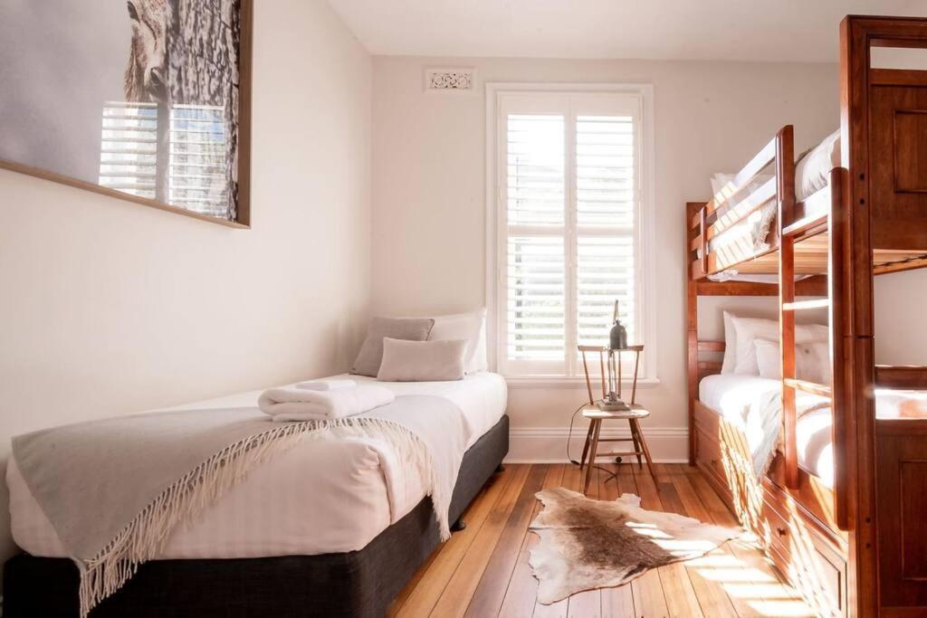 Historic Beauty In The Cbd! Parking And Wifi Apartment Launceston Exterior photo